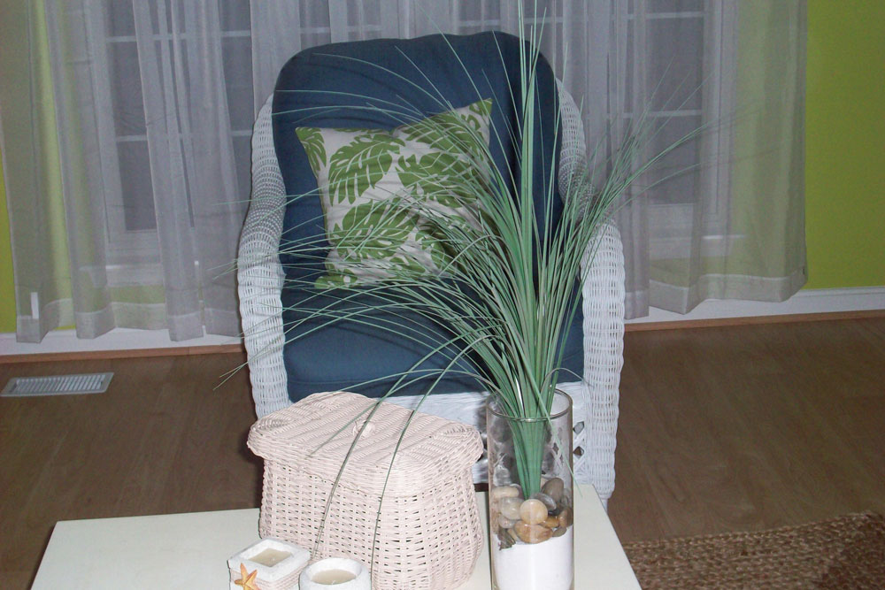 soft colors beach decorating